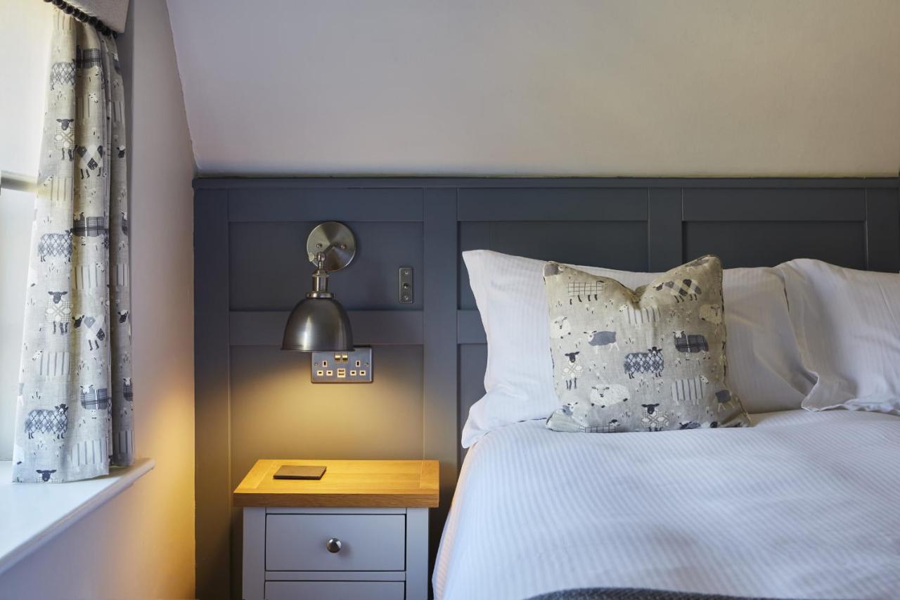 The Old New Inn Bourton-on-the-Water Extérieur photo